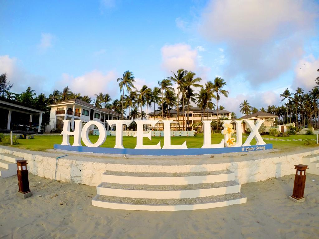 Hotel Lux Нгвесаунг Екстериор снимка